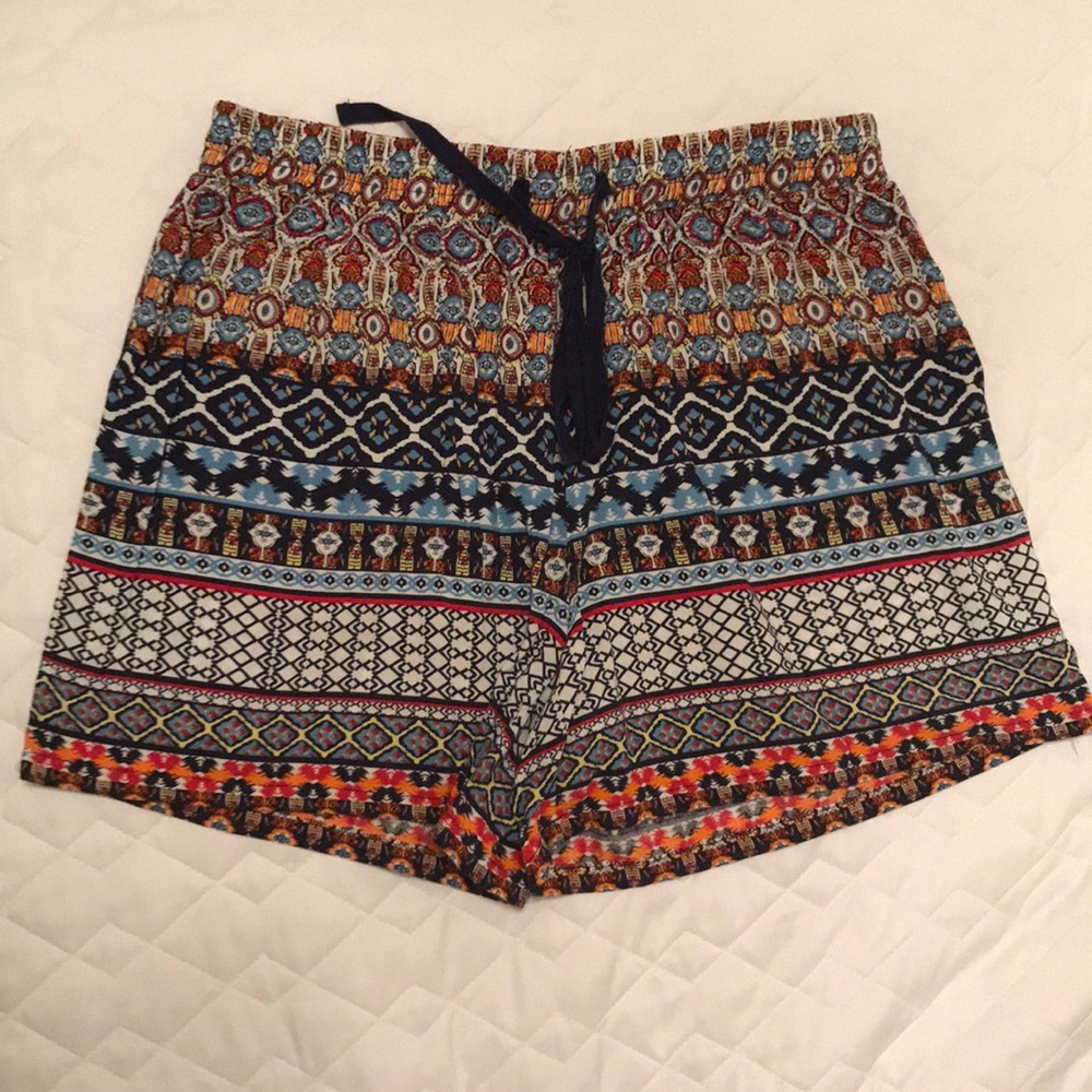 Sofie Rue patterned shorts Size Large